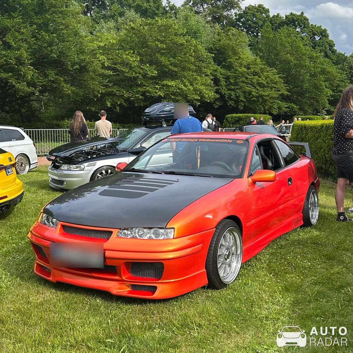 Opel Calibra 16V spotted in Lichtenstein/Sachsen