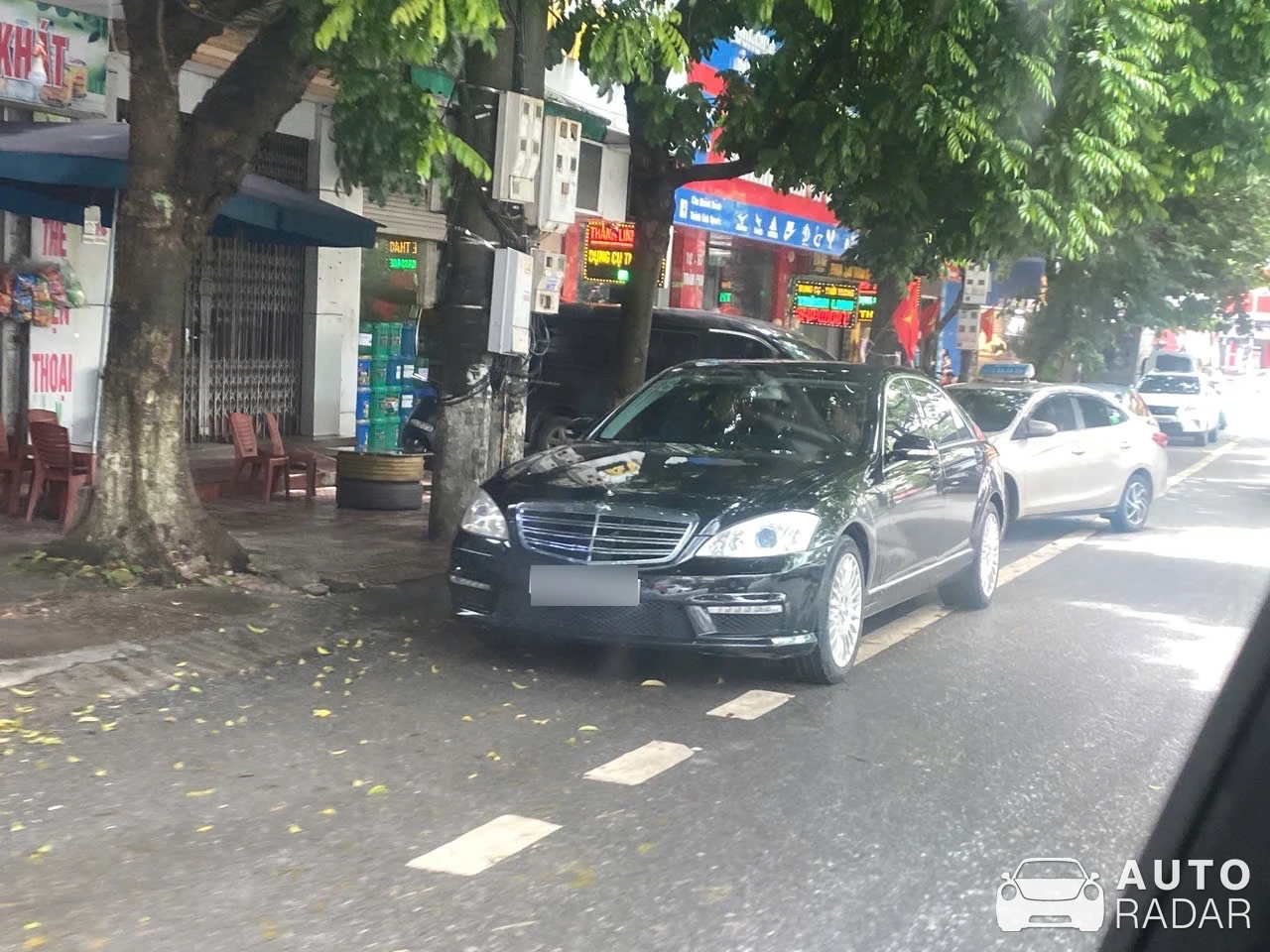Mercedes-Benz S 63 AMG W221 spotted in Vĩnh Phúc