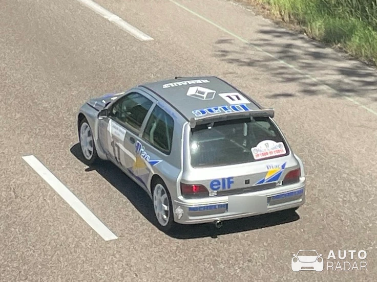 Renault Clio Williams spotted in Dommartin-lès-Toul