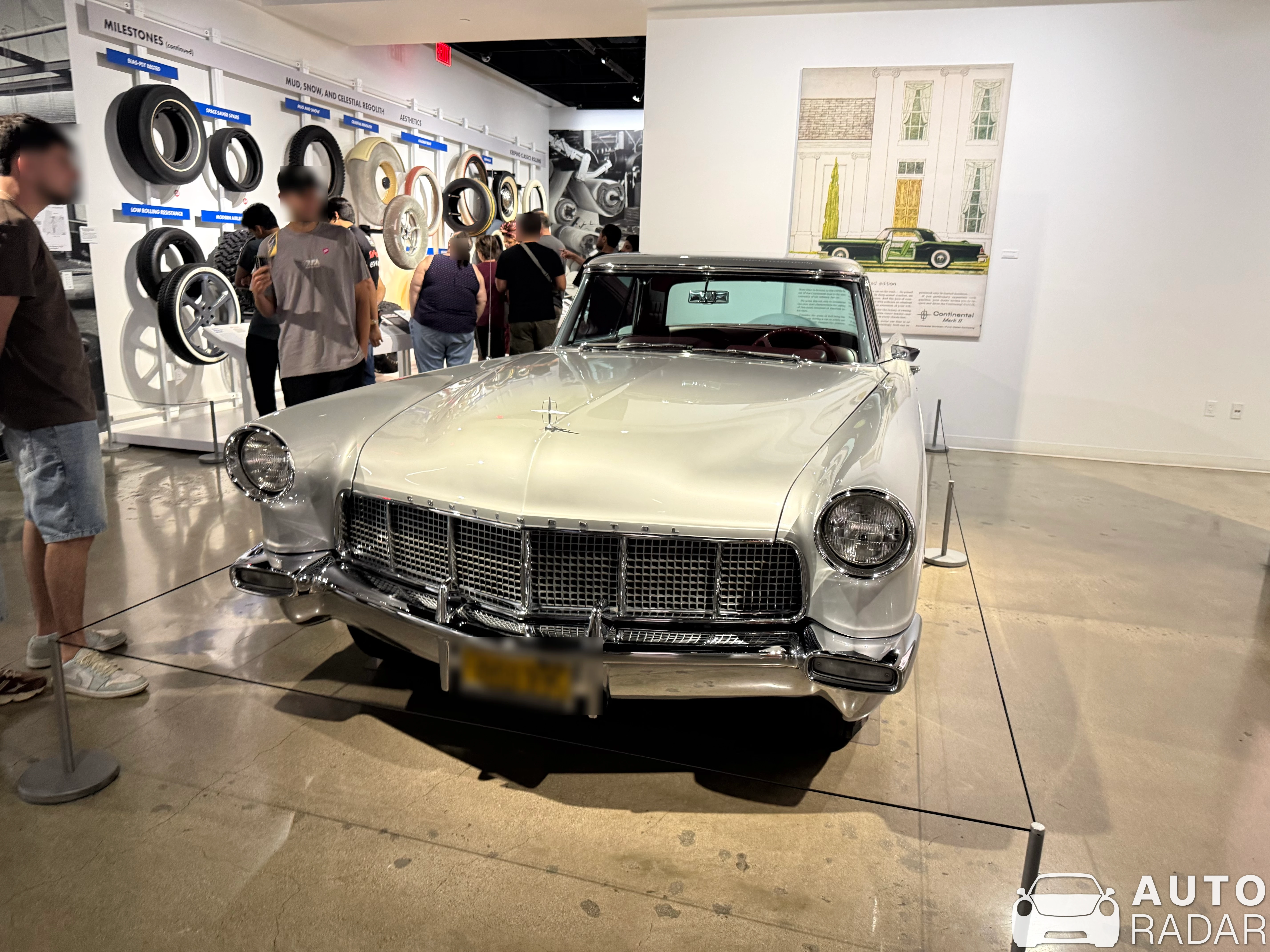 Lincoln Continental Mark III spotted in Los Angeles