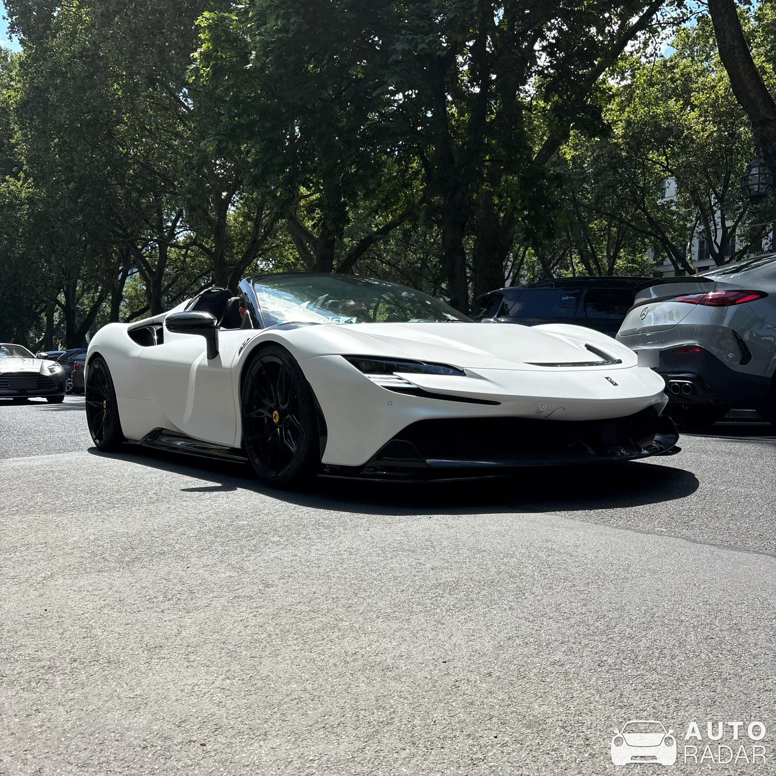 Ferrari SF90 Spider Novitec Rosso spotted in Düsseldorf