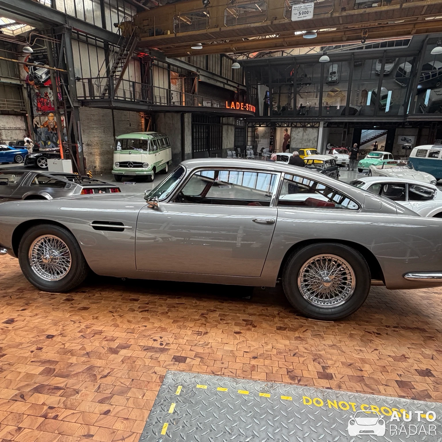 Aston Martin DB5 spotted in Dietzhölztal