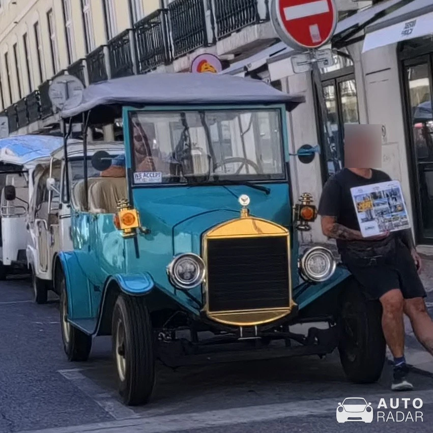 Ford Model T spotted in Lisbon
