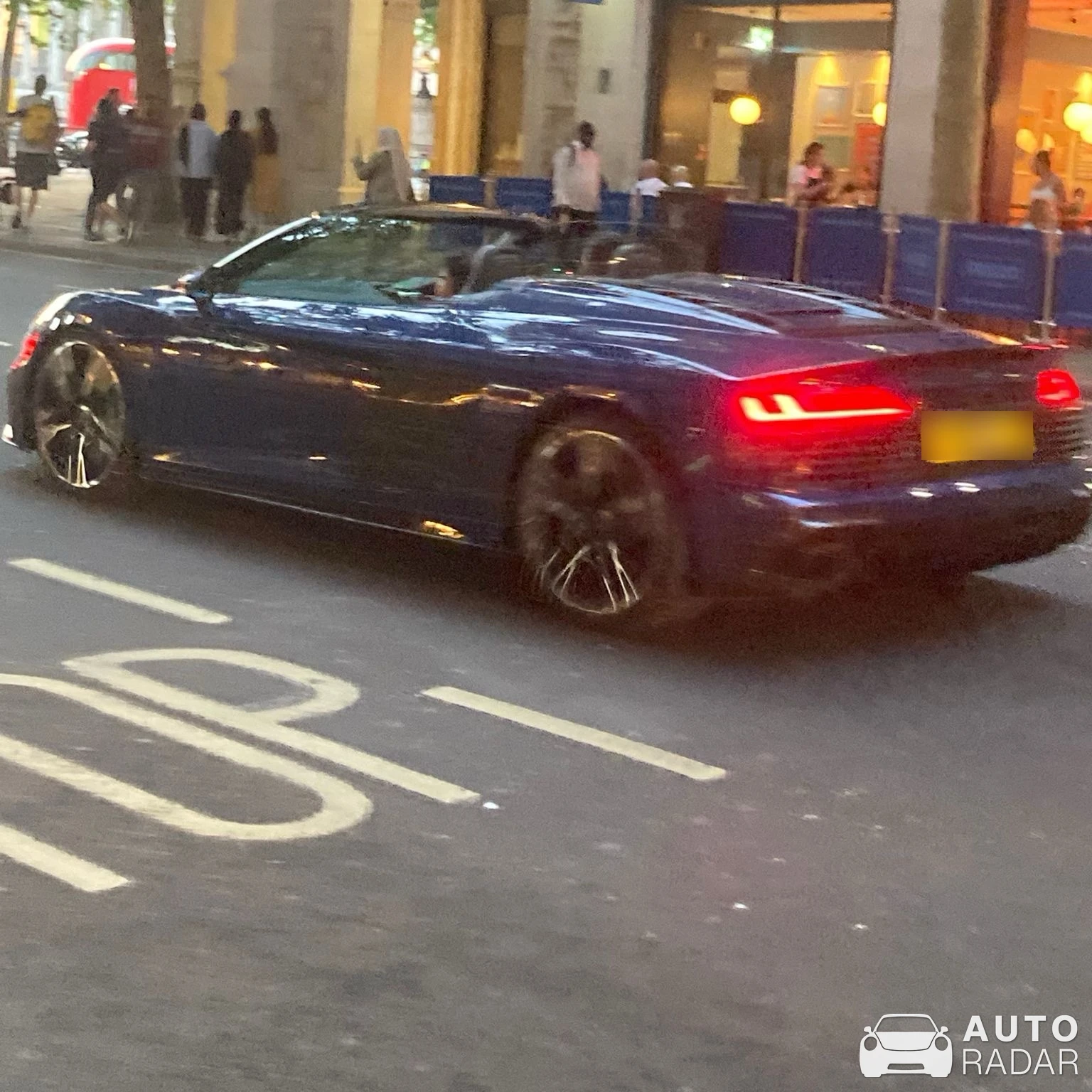 Audi R8 V8 Spyder spotted in Lille