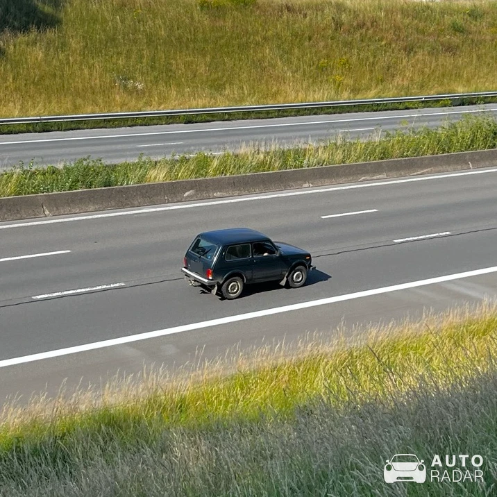 Lada Niva spotted in Oud-Heverlee