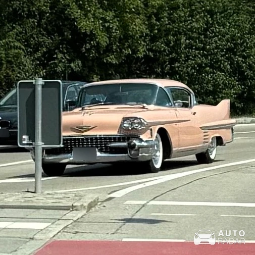 Cadillac Series 62 spotted in München