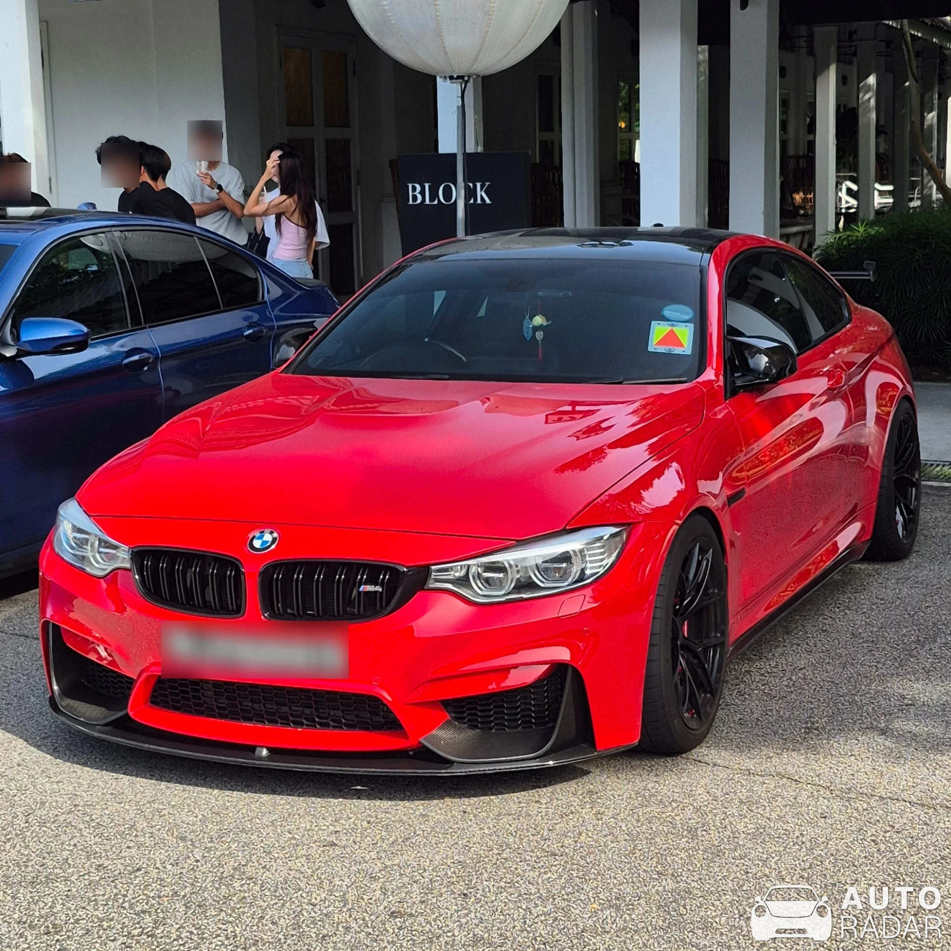 BMW M4 F82 Coupé Performance Edition spotted in Singapore