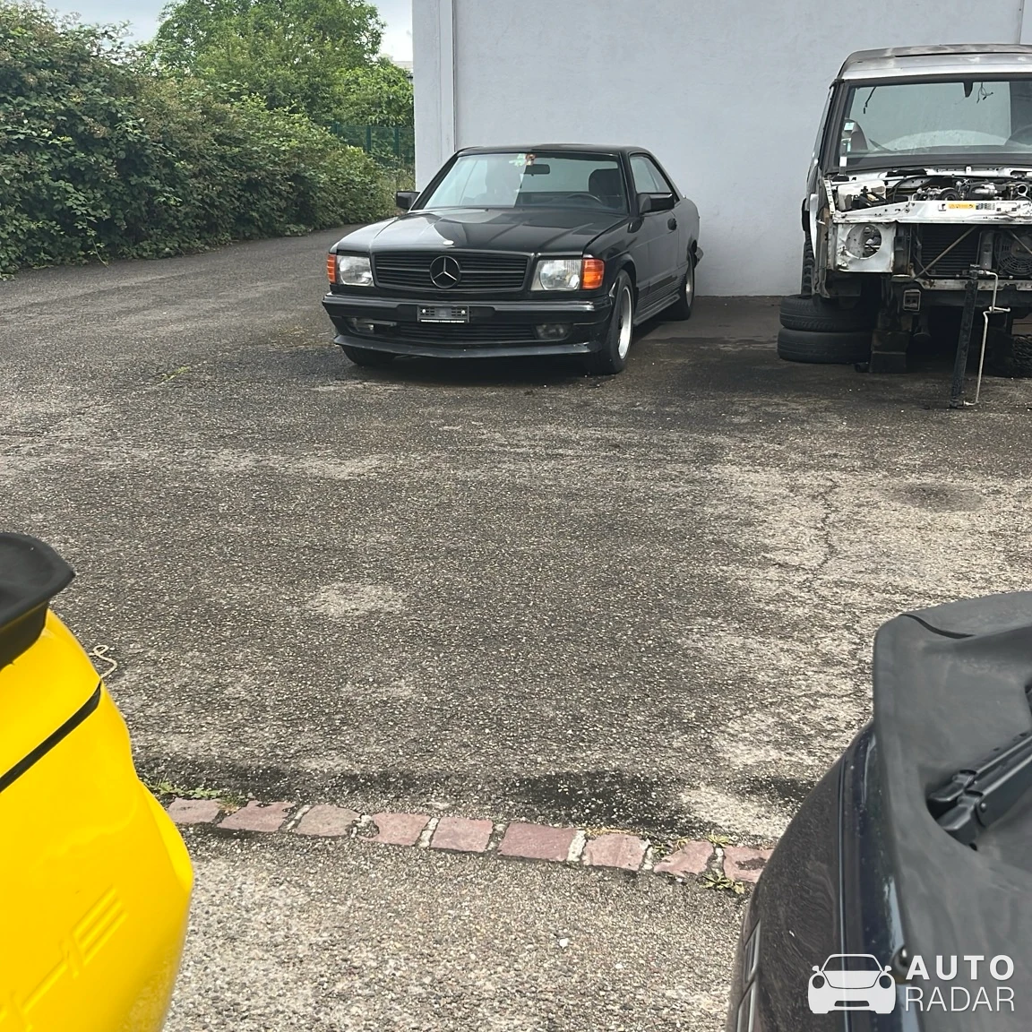 Mercedes-Benz 560 SEC spotted in Colmar