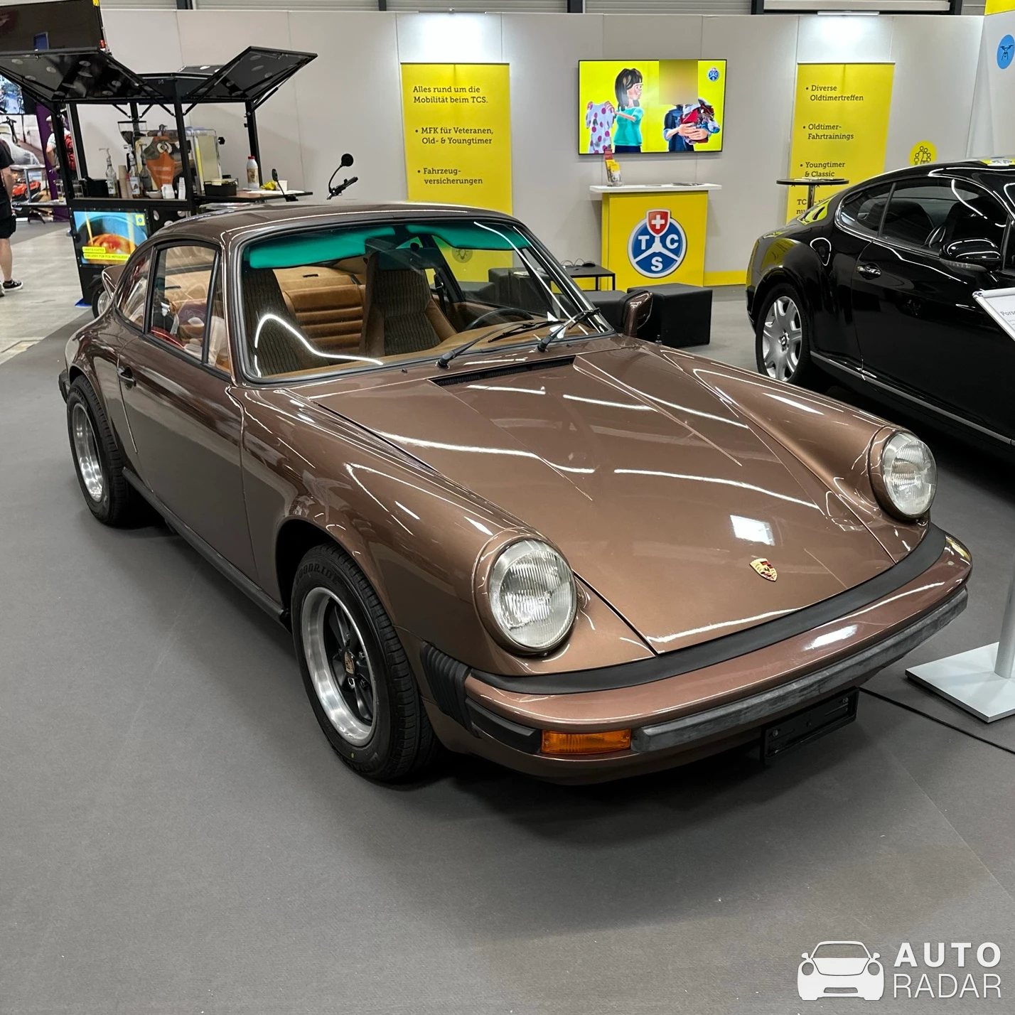 Porsche 911 Carrera 2.7 spotted in Luzern