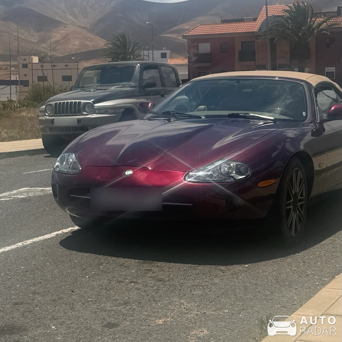 Jaguar XK8 spotted in Antigua