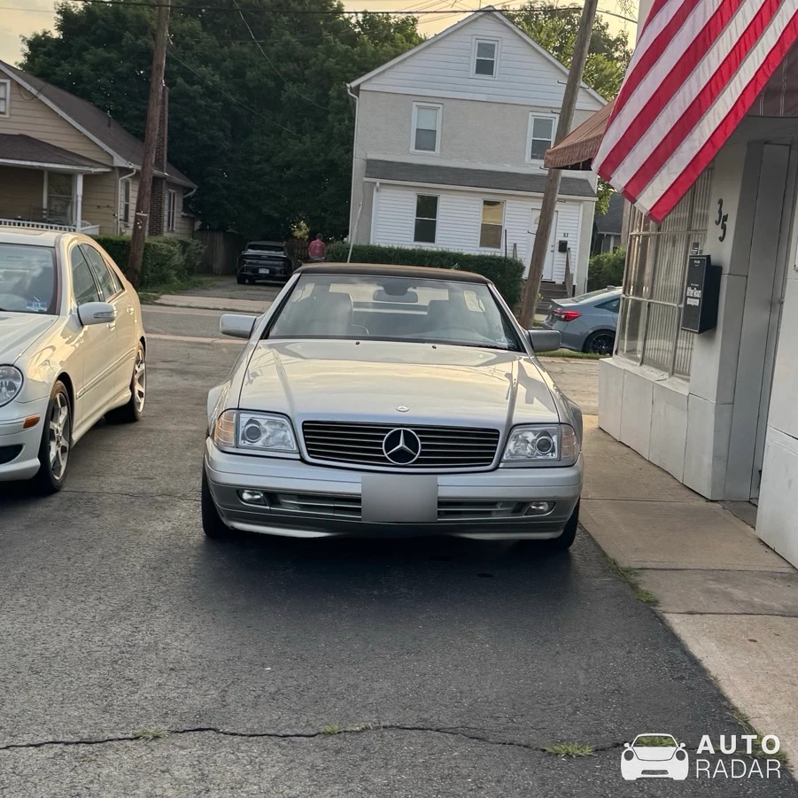 Mercedes-Benz SL 73 AMG R129 spotted in Flemington