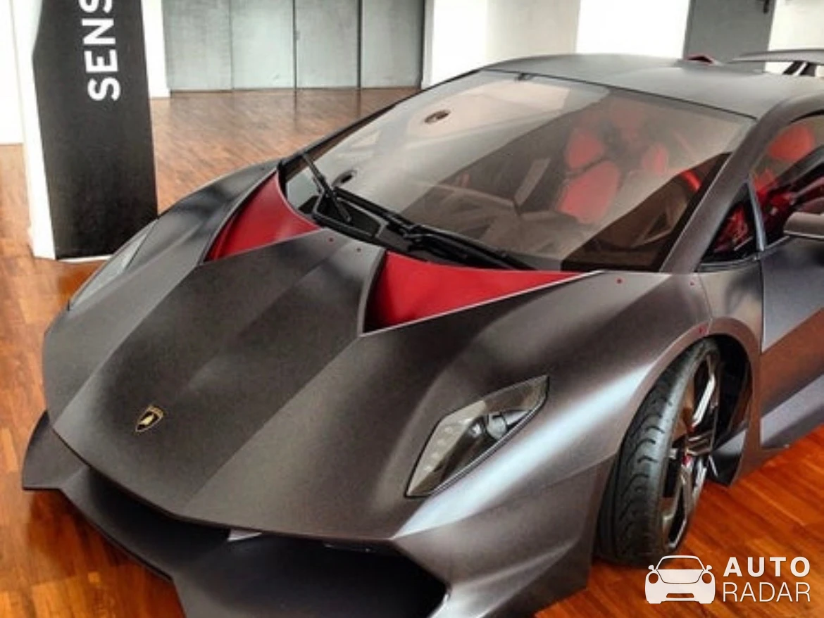 Lamborghini Sesto Elemento spotted