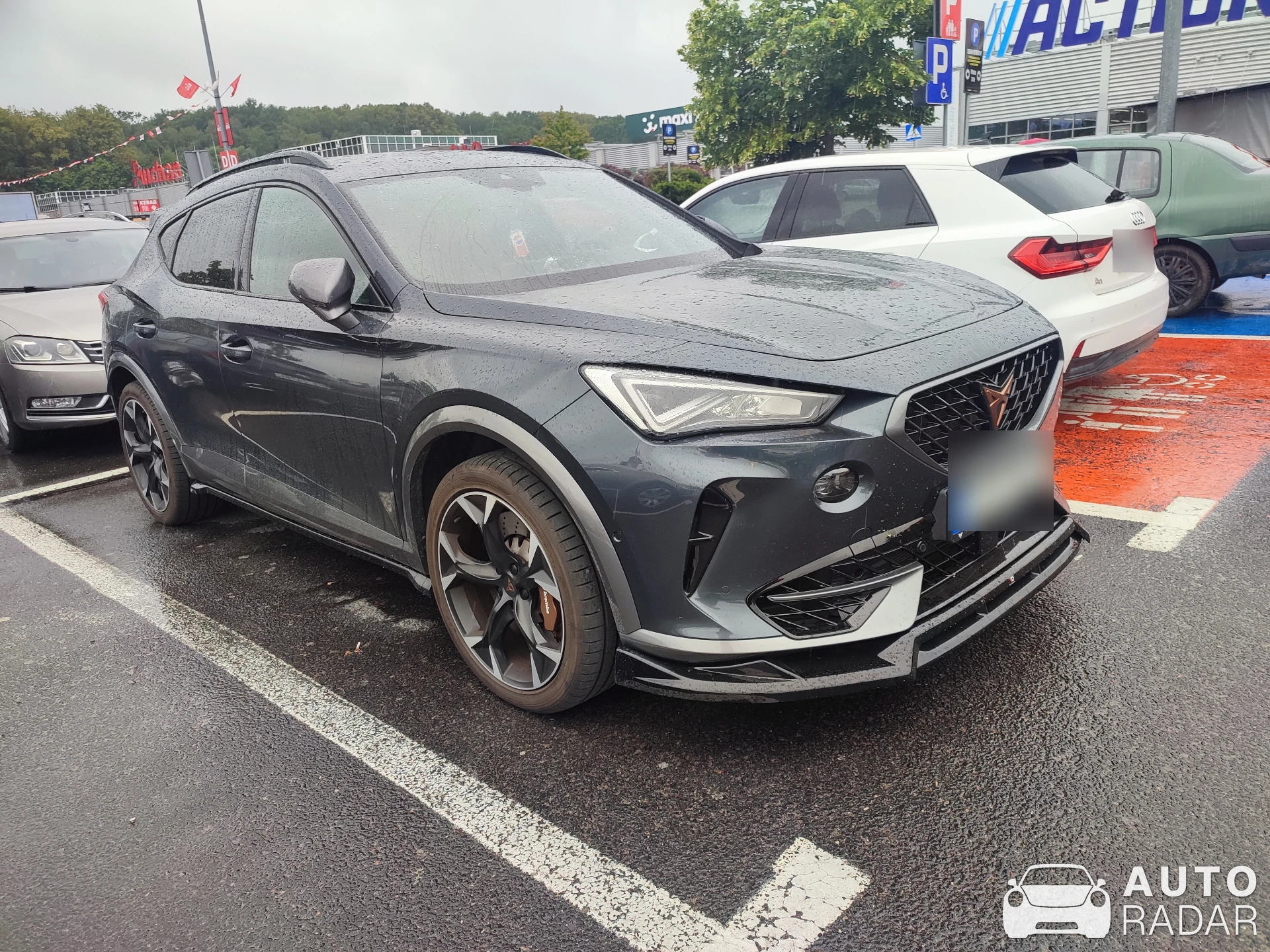 CUPRA Formentor VZ5 spotted in Olsztyn