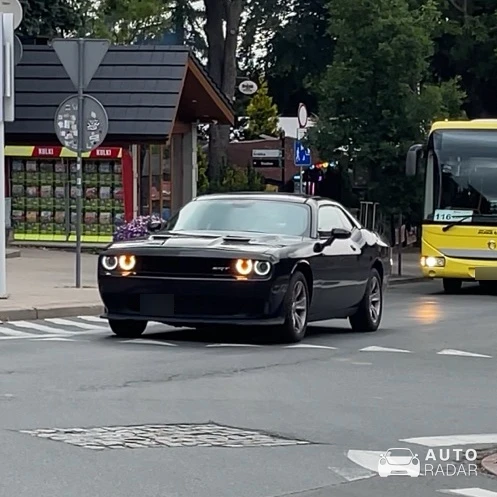 Dodge Challenger SRT Hellcat spotted in Karpacz