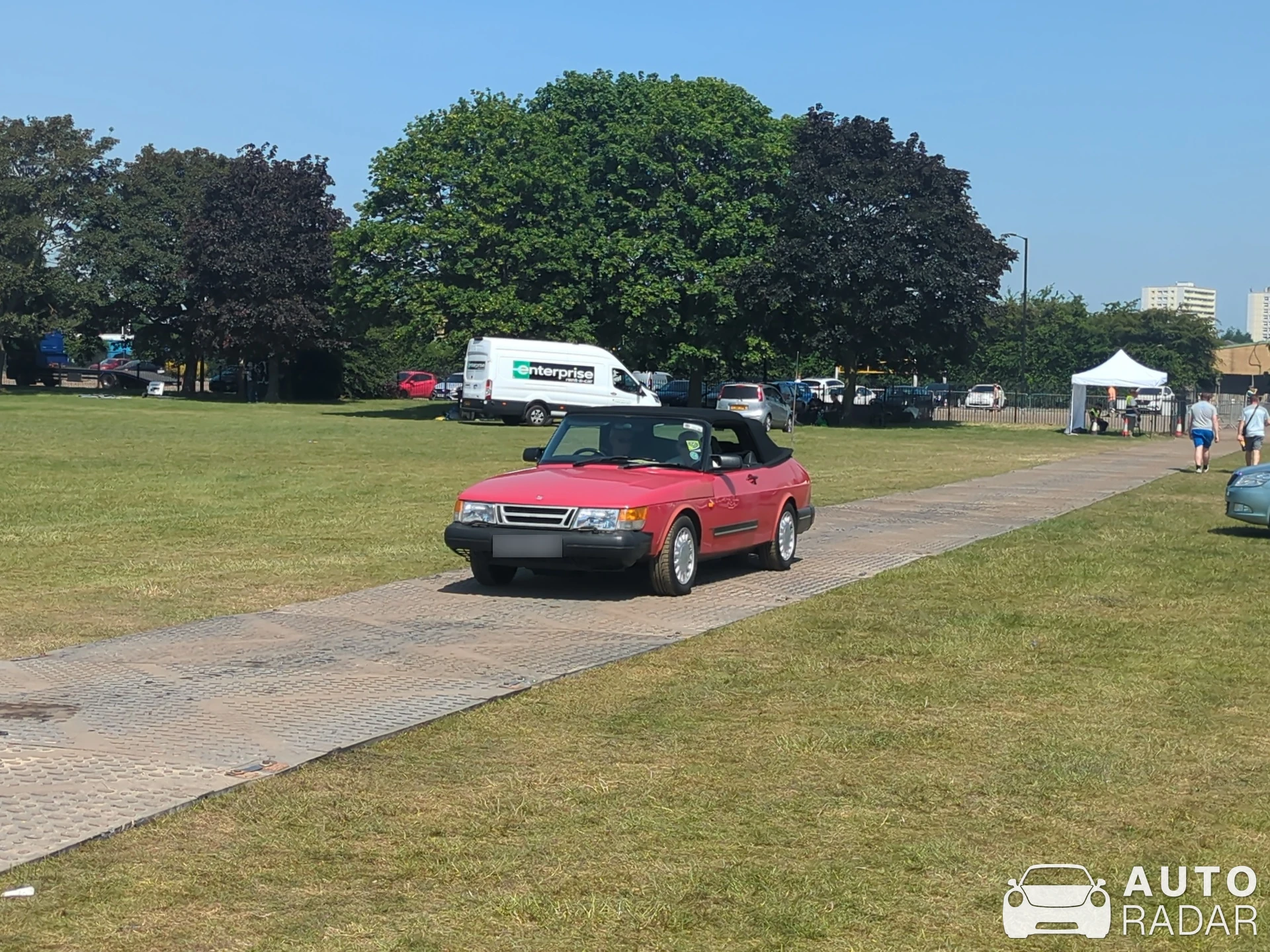 Saab 900 Cabriolet spotted in Enfield