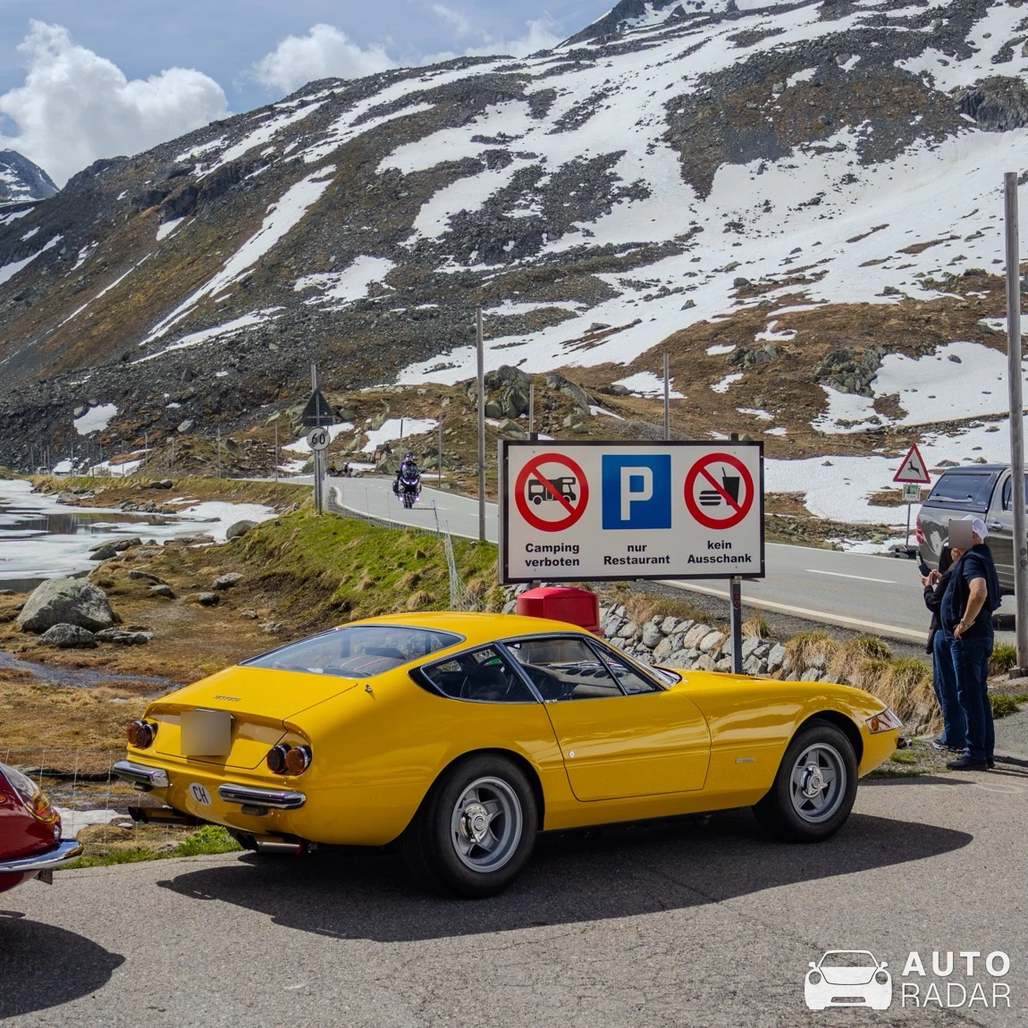 Ferrari 365 GTB/4 Daytona spotted in Susch