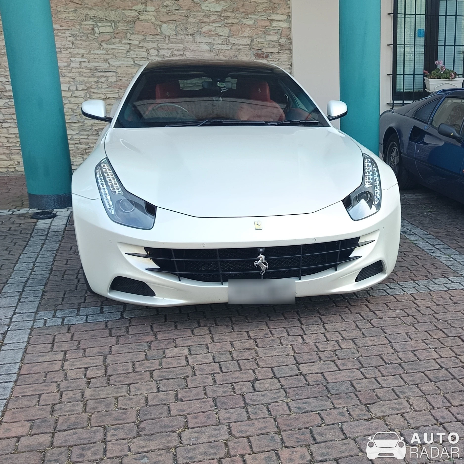 Ferrari FF spotted in Leno