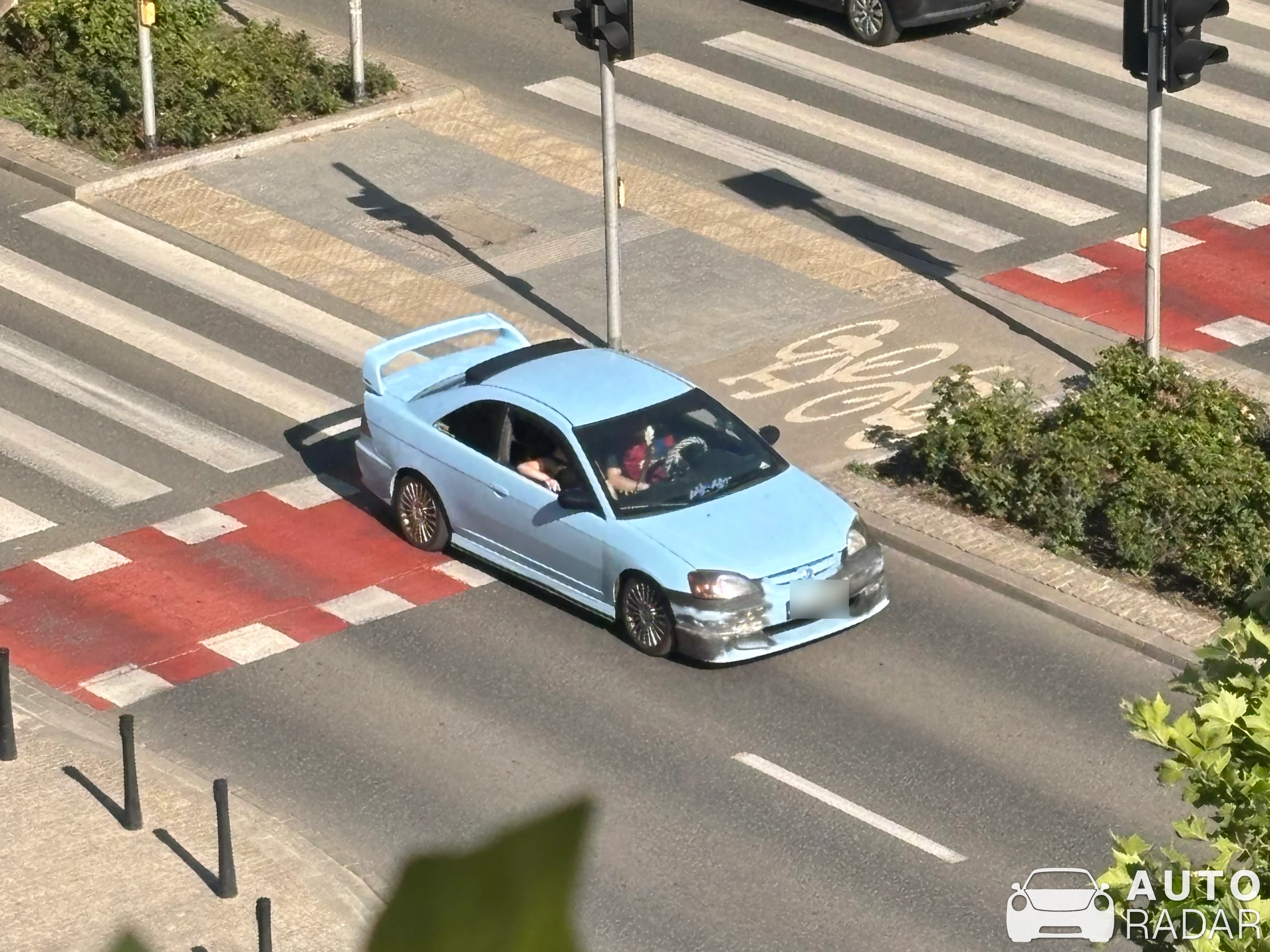 Honda Civic Coupe EM2 spotted in Varsova