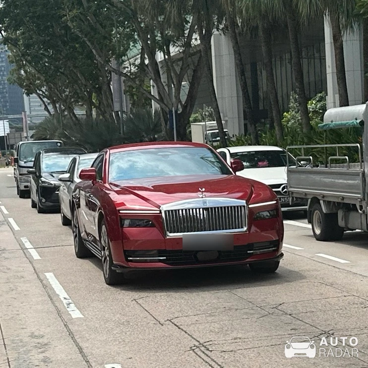 Rolls-Royce Spectre spotted in Singapore