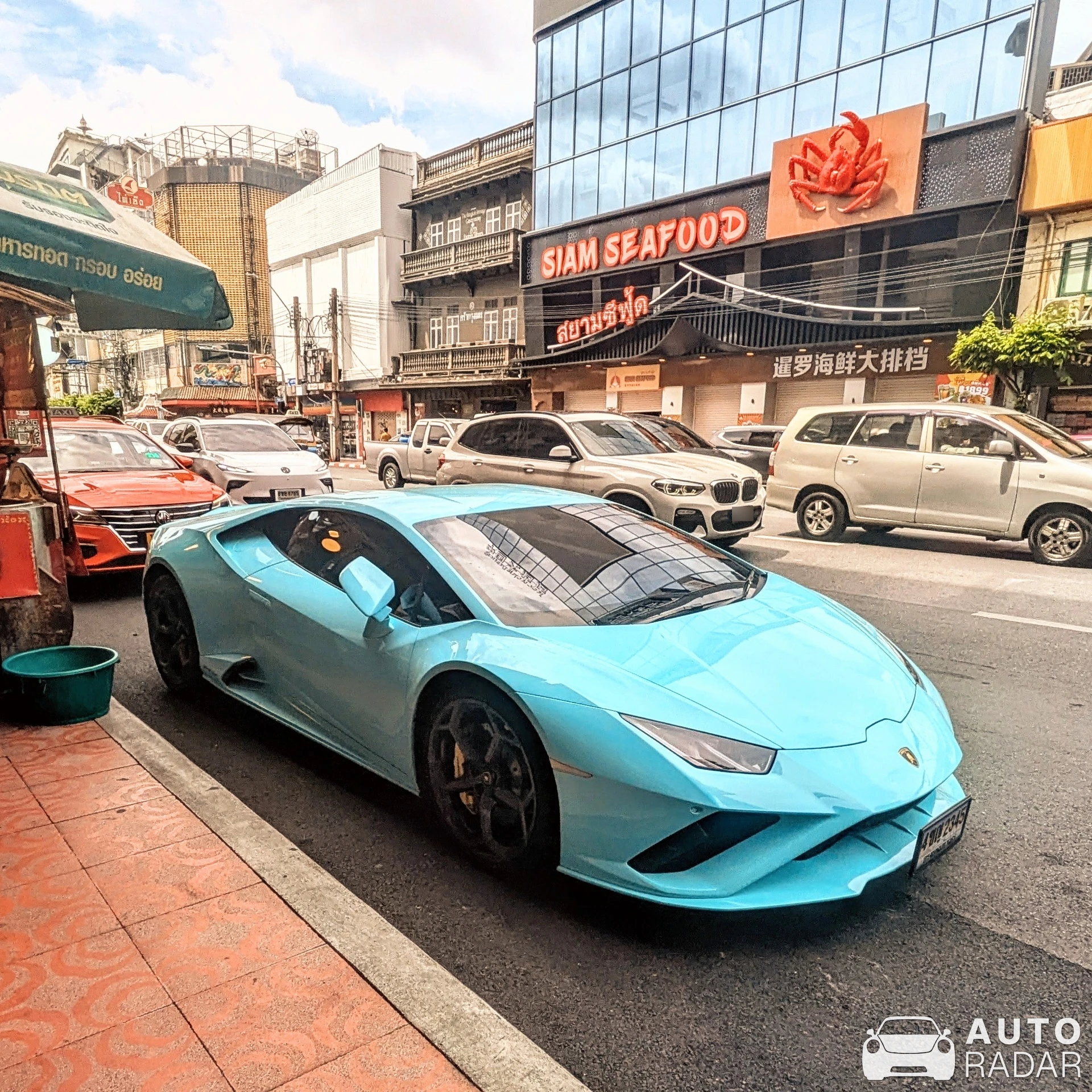 Lamborghini Huracán LP610-4 spotted in Bangkok