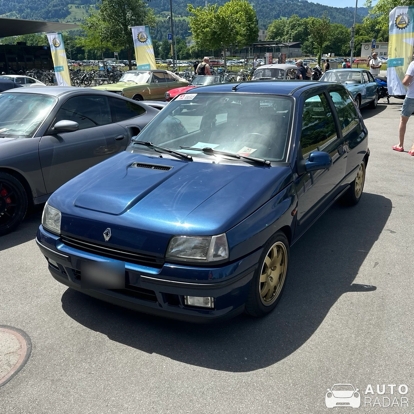 Renault Clio Williams spotted in Luzern