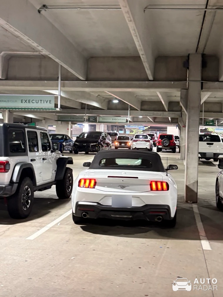 Ford Mustang GT Convertible spotted in Franklin