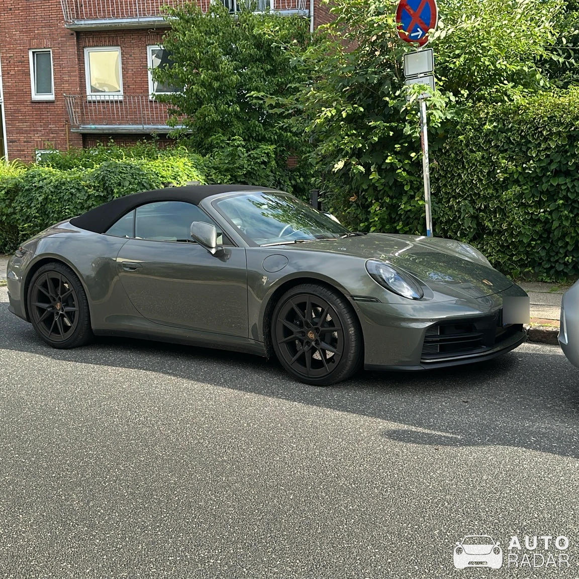 Porsche 992 Carrera Cabriolet MkI spotted in Tornesch