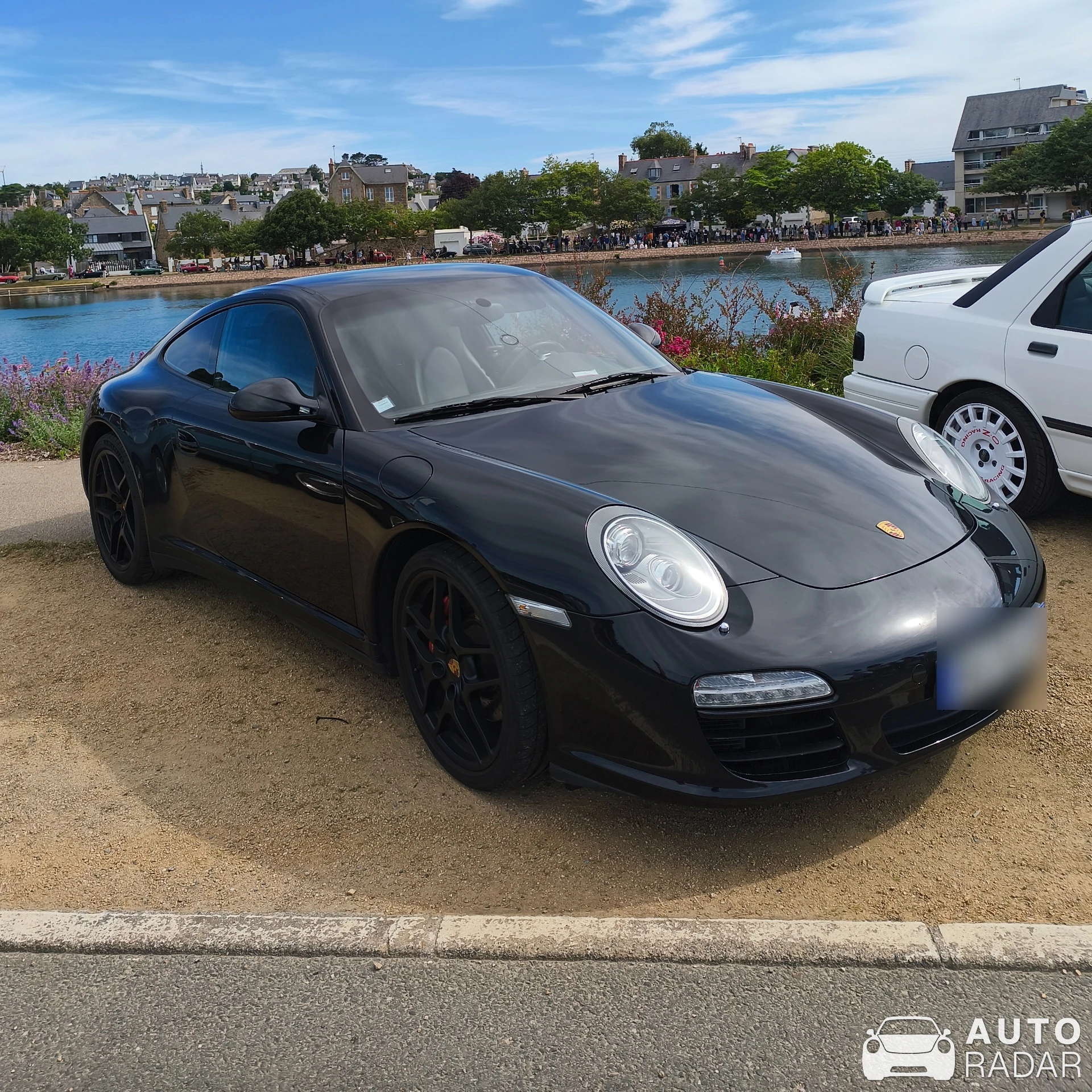 Porsche 997 Carrera 4 spotted in Perros-Guirec