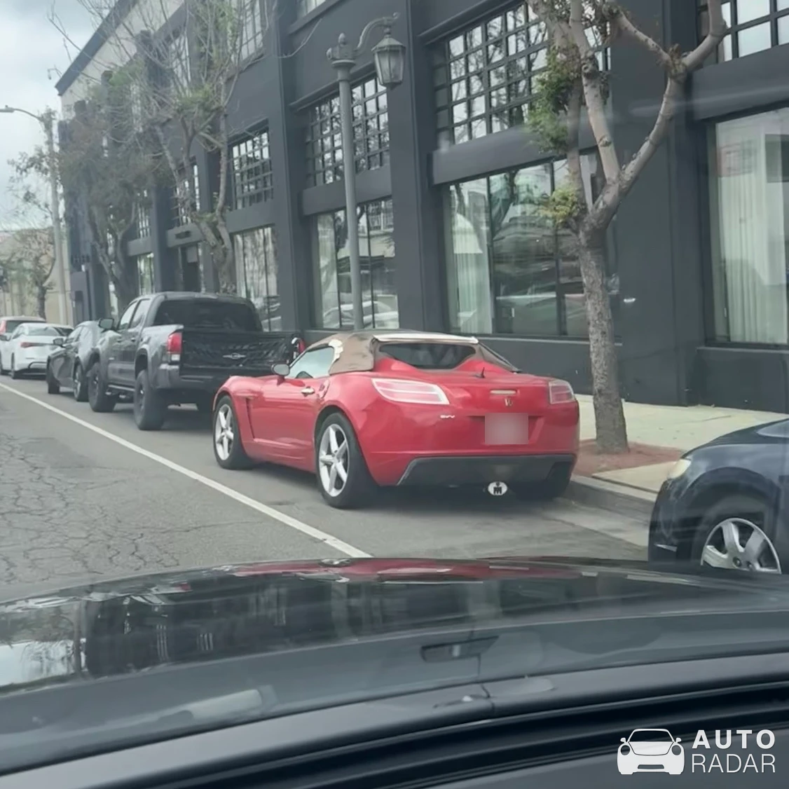 Saturn Sky spotted in Los Angeles
