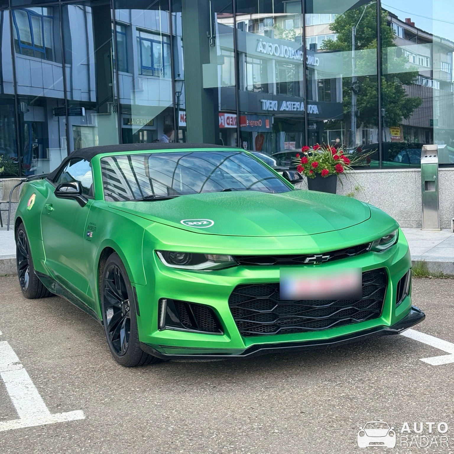Chevrolet Camaro Convertible spotted in Piatra-Neamț