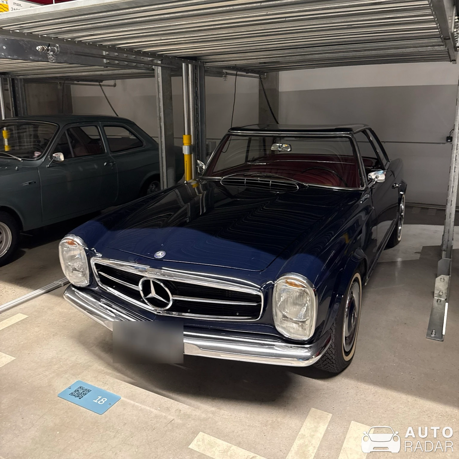 Mercedes-Benz 280SL W113 spotted in Kongens Lyngby