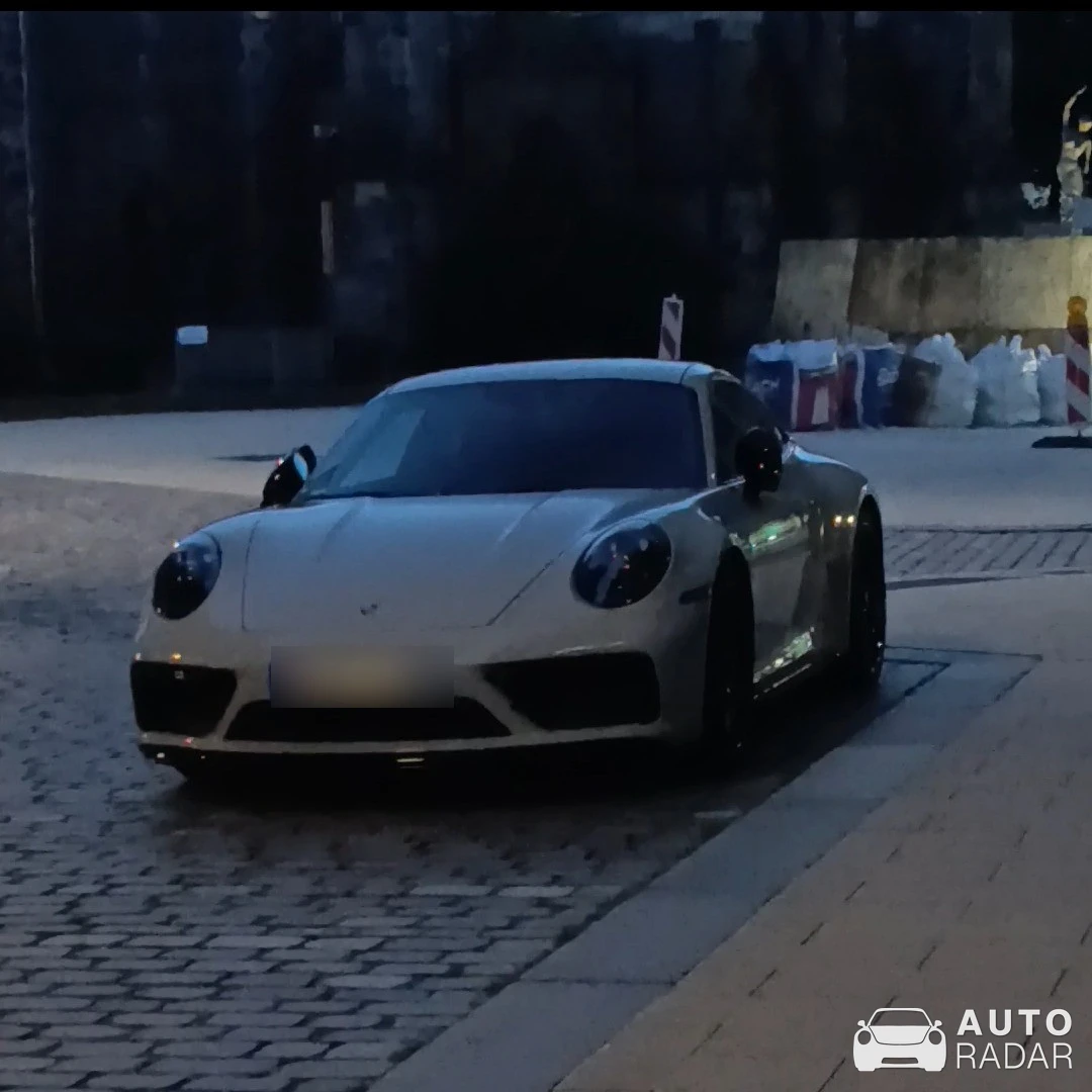 Porsche 911 Carrera T spotted in Hamburg, Germany