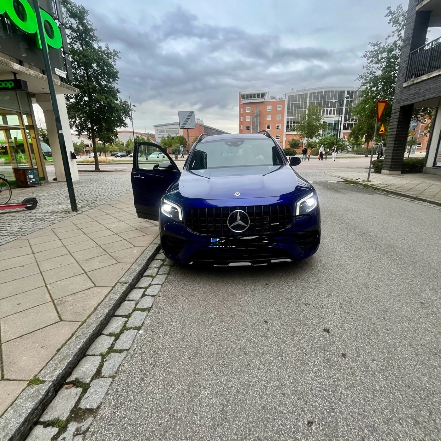 Mercedes-Benz GLB spotted in Malmö, Sweden