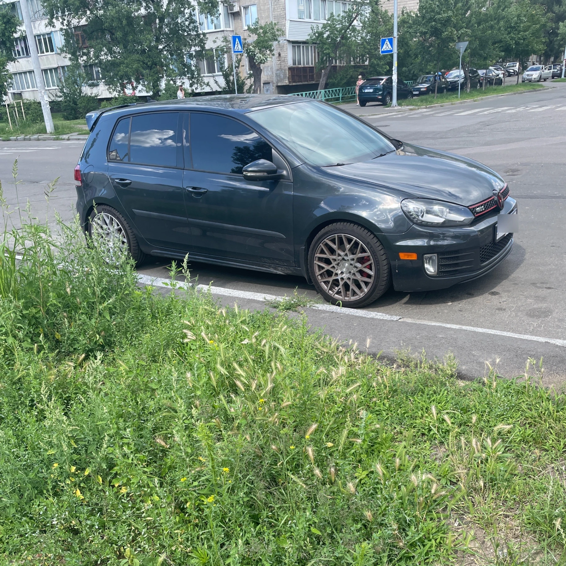 Volkswagen Golf GTI spotted in Kyiv, Ukraine