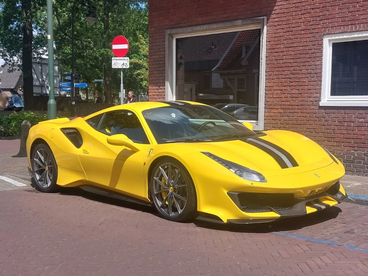 Ferrari 488 Pista spotted in Laren, Nederland