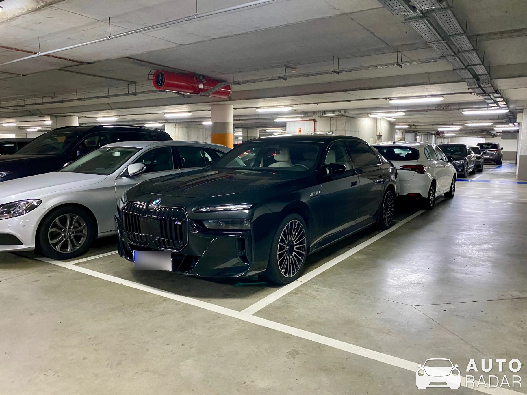 BMW M760e xDrive spotted in Moreira, Portugal