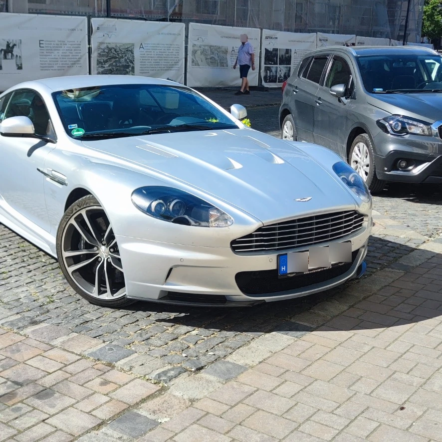 Aston Martin DB9 spotted in Esztergom, Magyarország