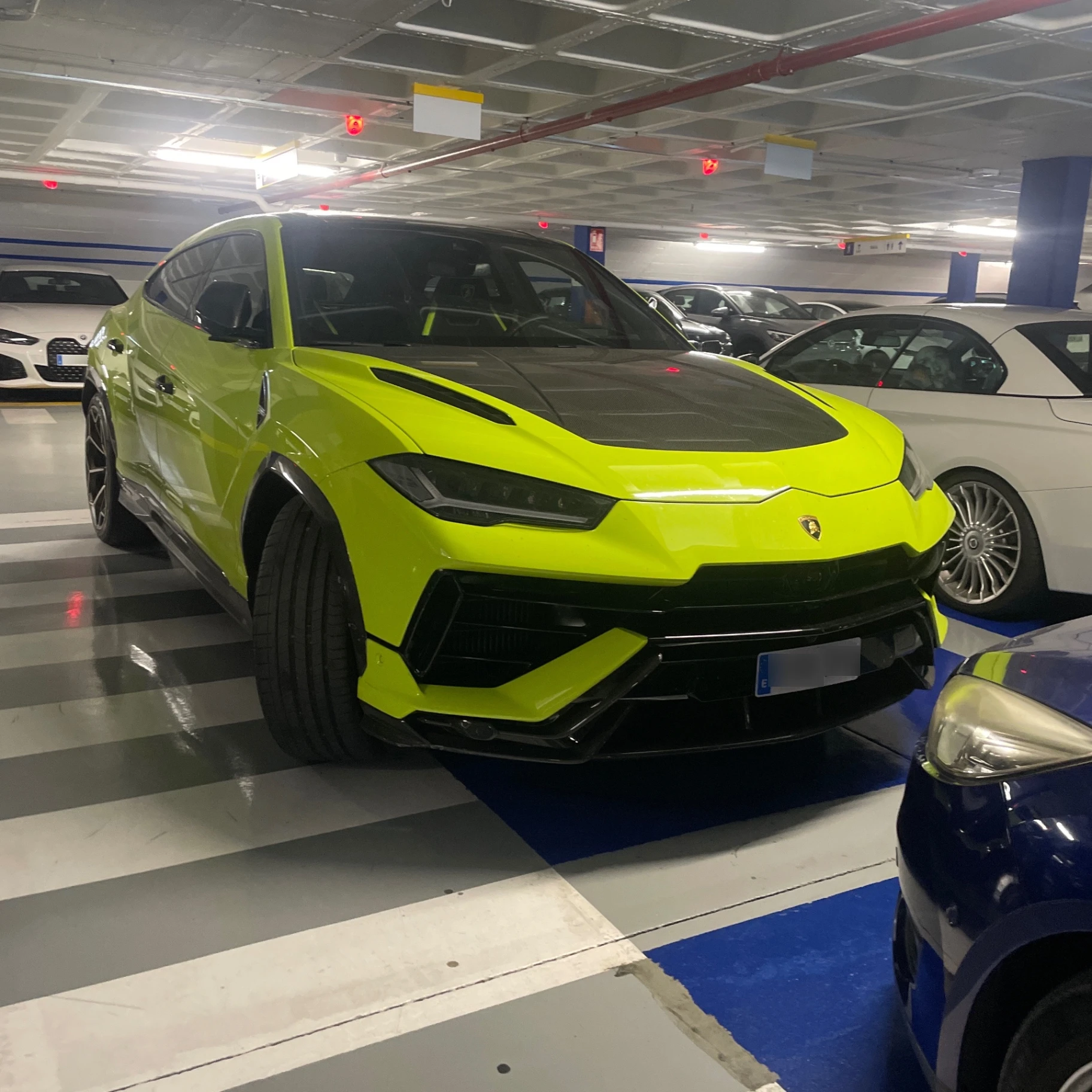 Lamborghini Urus Performante spotted in Alicante (Alacant), Spanien