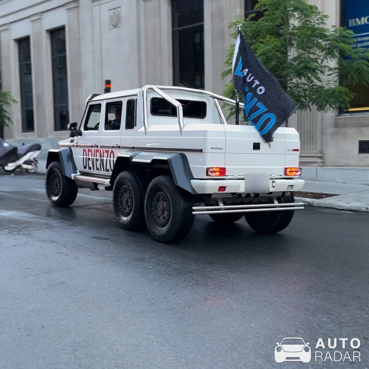 Mercedes-Benz Brabus B63S 700 6x6 spotted in Westmount, Canada