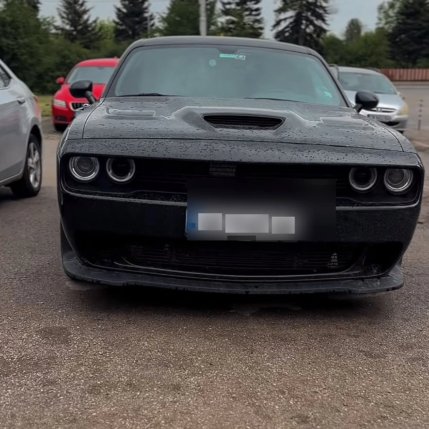 Dodge Challenger SRT spotted in Sofia, Bulgarien