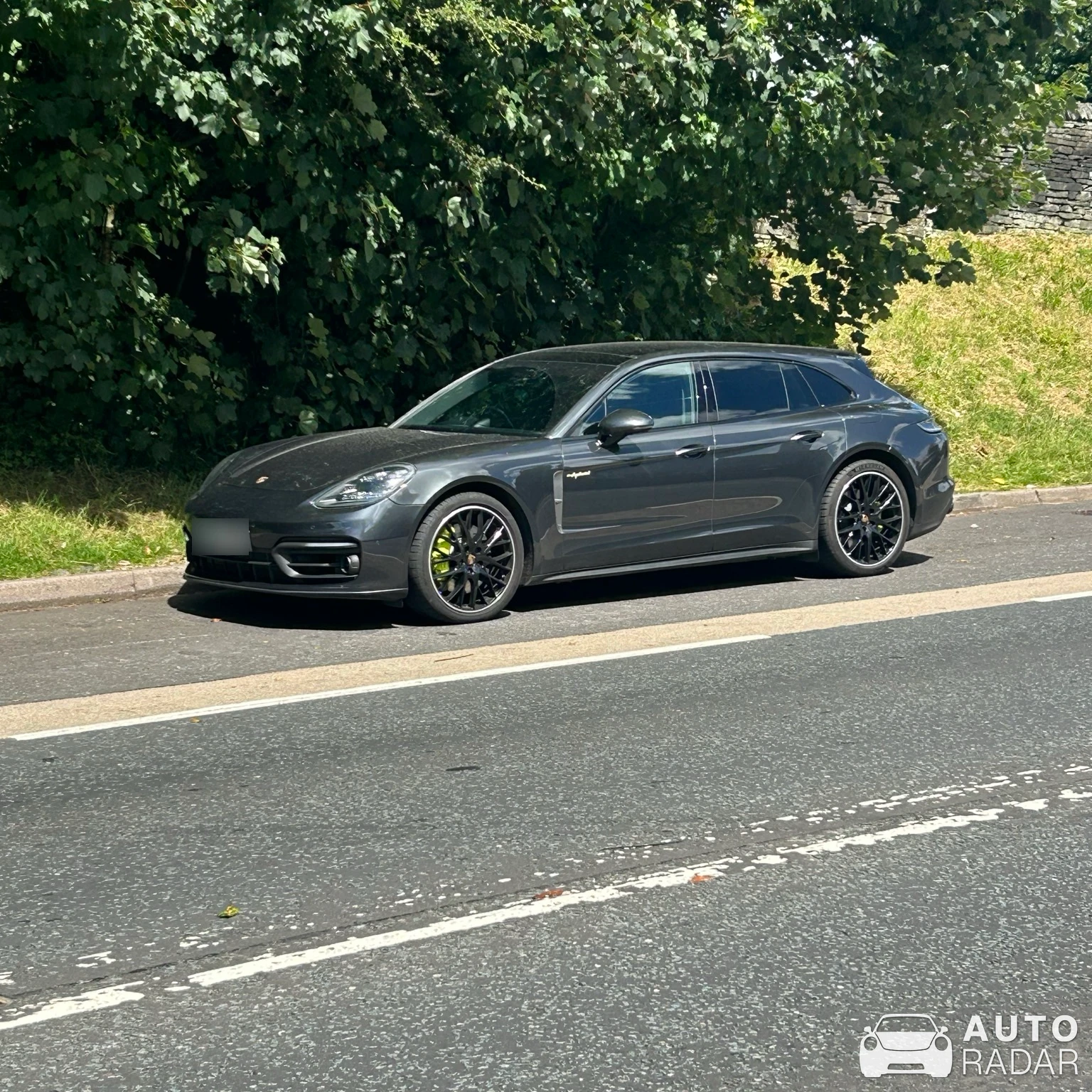 Porsche Cayenne Coupé Turbo S E-Hybrid spotted in Windermere