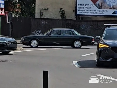 Jaguar XJ spotted in Brașov