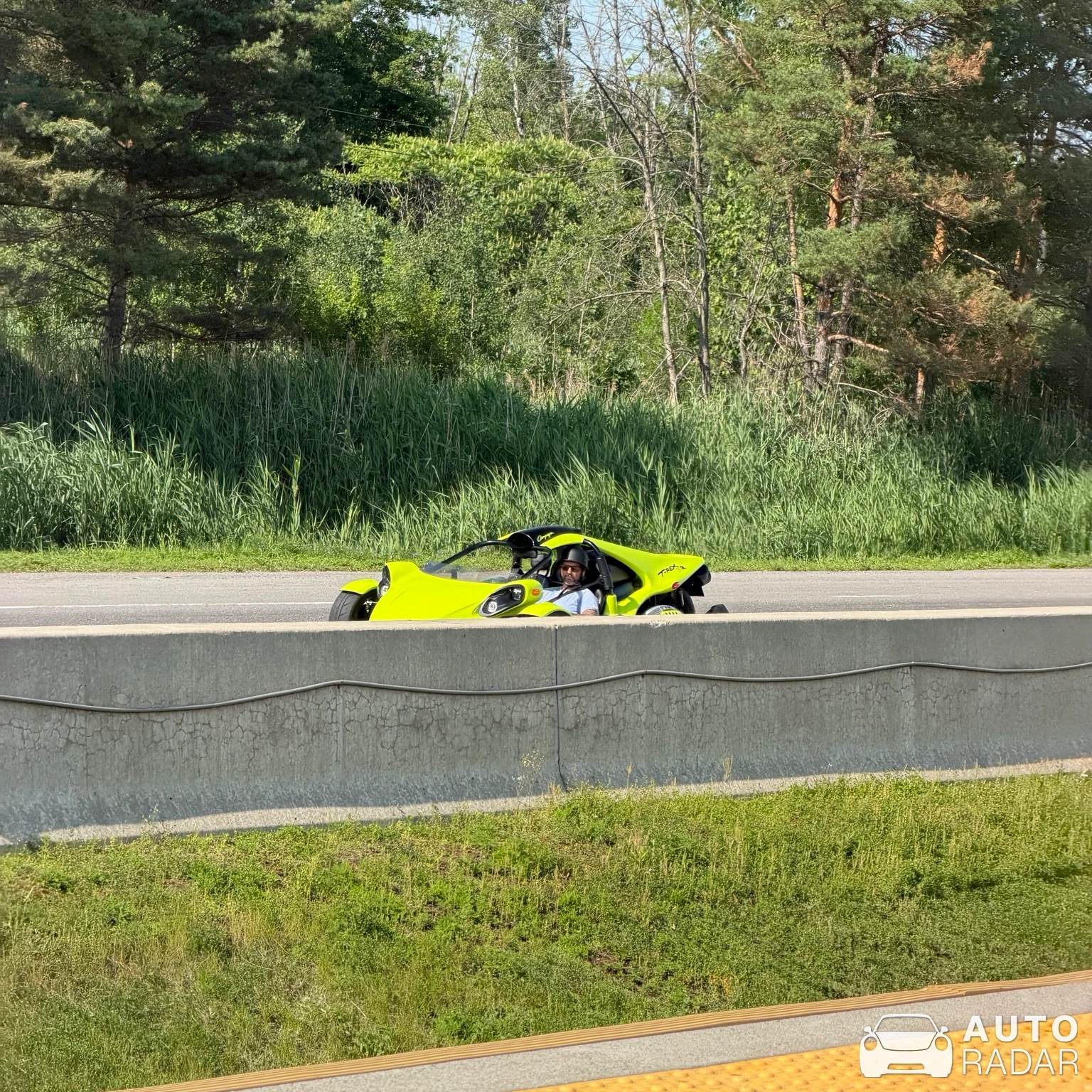 Campagna T-Rex spotted in Terrebonne
