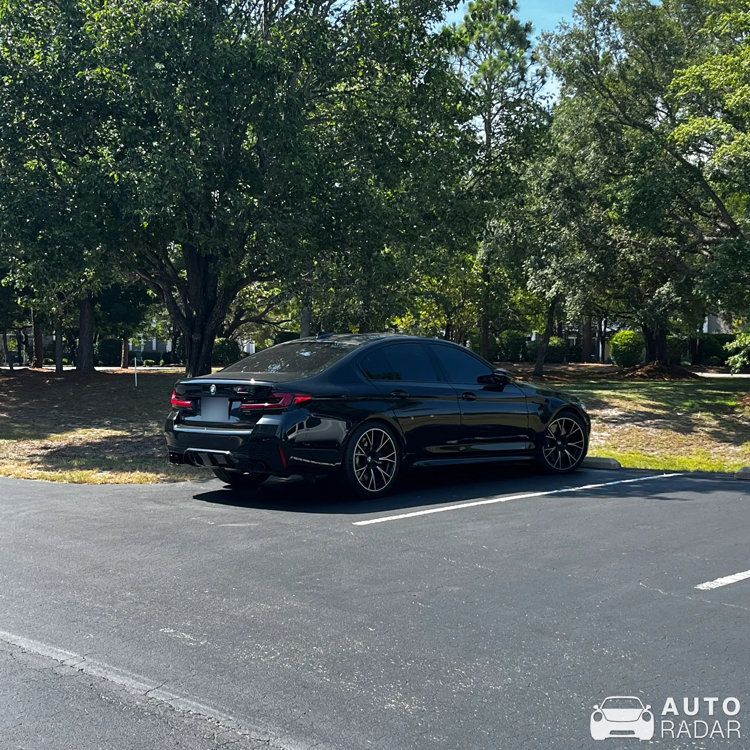 BMW M5 F90 Competition spotted in St. James