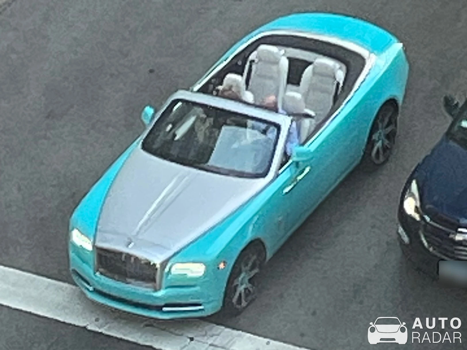 Rolls-Royce Dawn spotted in Chicago, United States