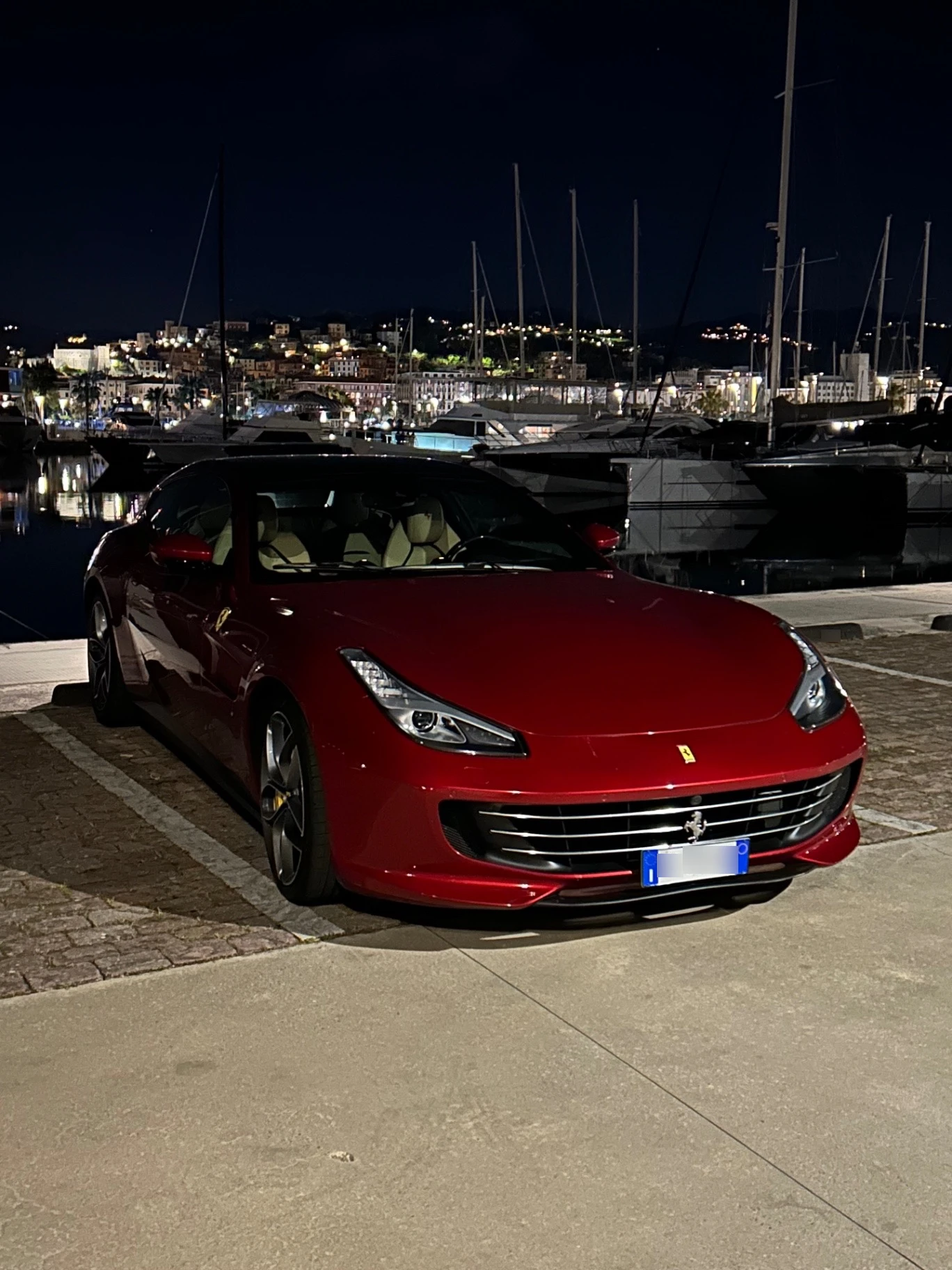 Ferrari GTC4Lusso spotted in La Spezia, Italia