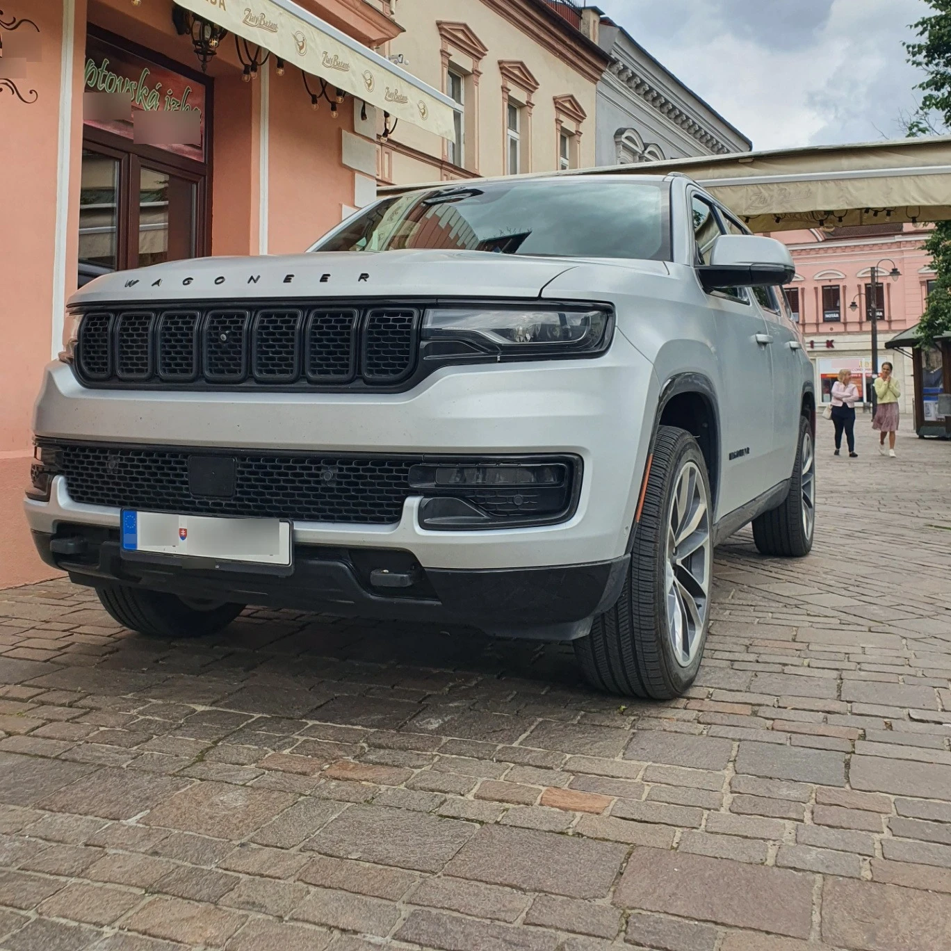 Jeep Wagoneer spotted in Liptovský Mikuláš, Slovensko