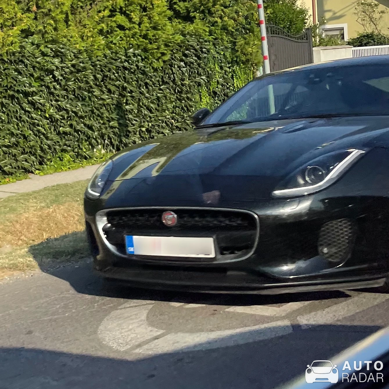 Jaguar F-TYPE Coupé 2017 spotted in Ivanka pri Dunaji, Slovakia