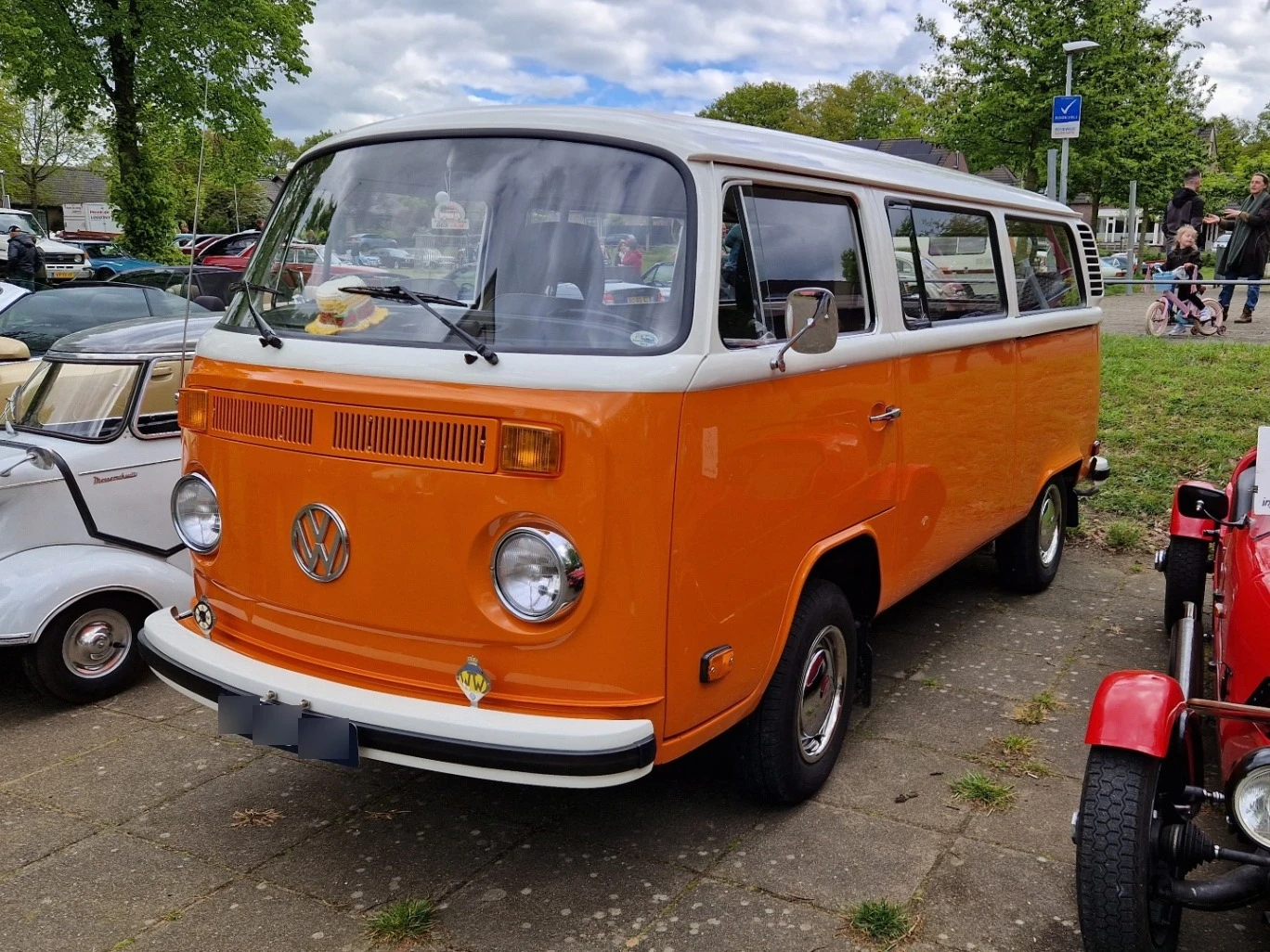 Volkswagen Multivan spotted in Hernen, Nederland