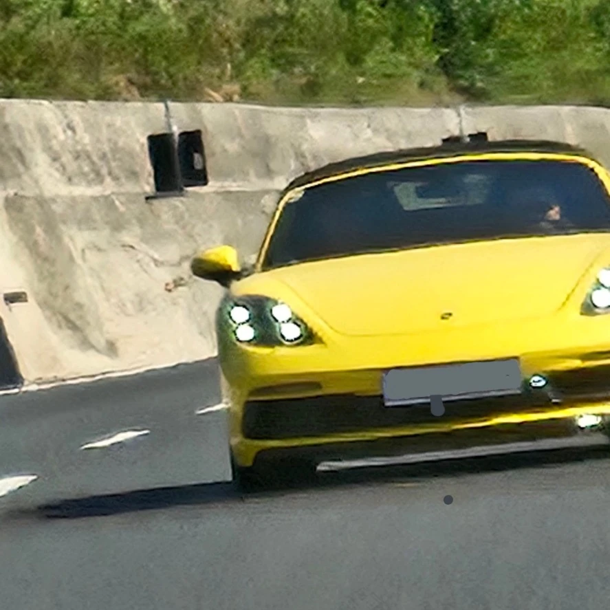 Porsche 718 Boxster spotted in San Benedetto del Tronto, Italia
